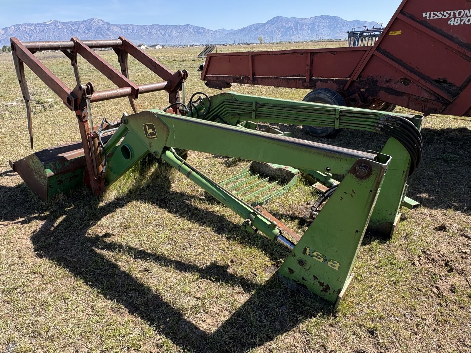 John Deere 158 loader