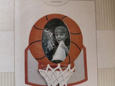 Fetco Home Decor Basketball Hoop 4x6 Oval Picture Frame