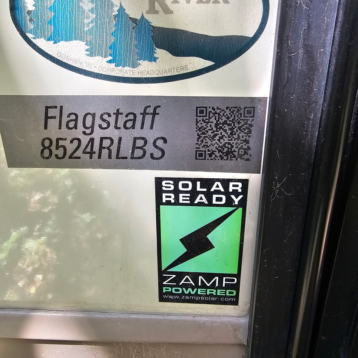 2018 Flagstaff 5th Wheel 24ft.