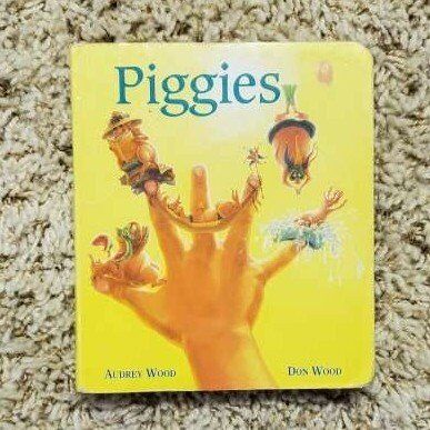 Piggies, board book by Don/Audrey Wood