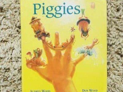 Piggies, board book by Don/Audrey Wood