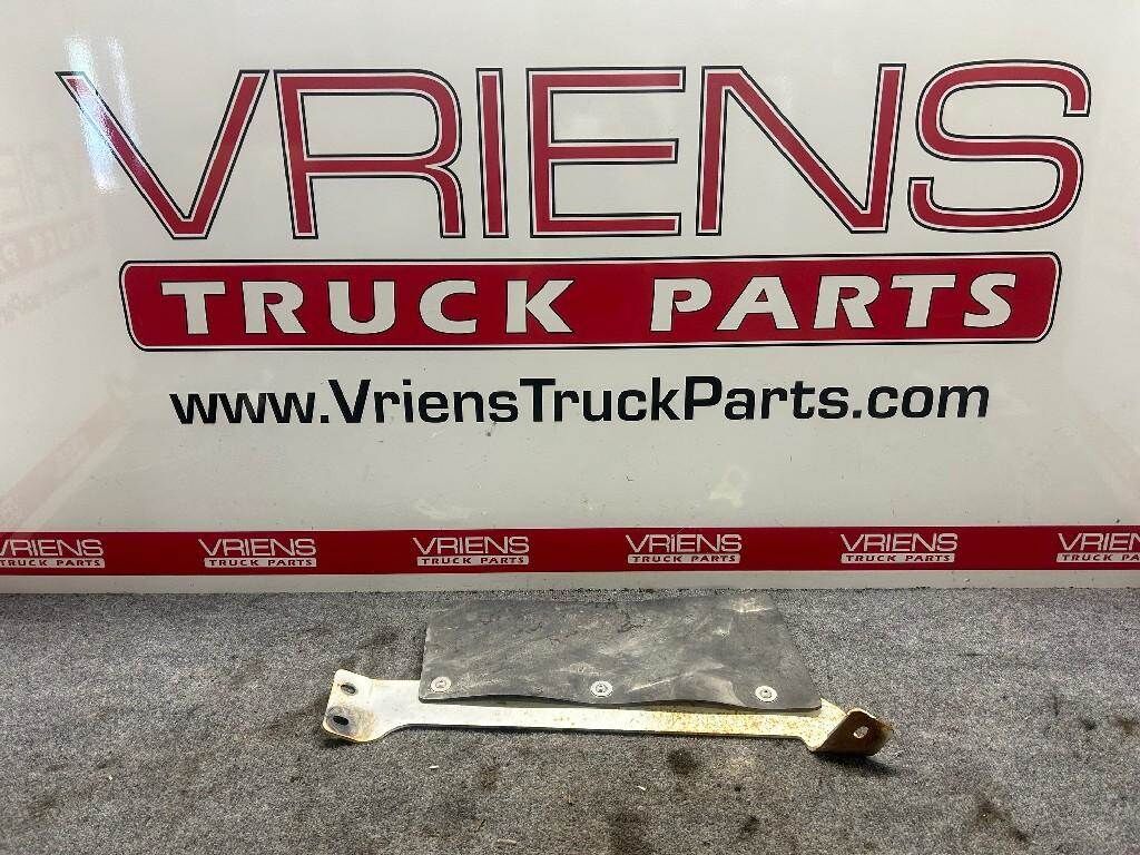 Freightliner Left Bracket
