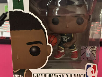 Giannis Antetokounmpo Funko Pop