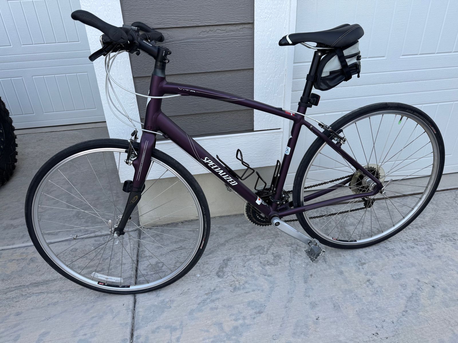 Specialized road bike Vita