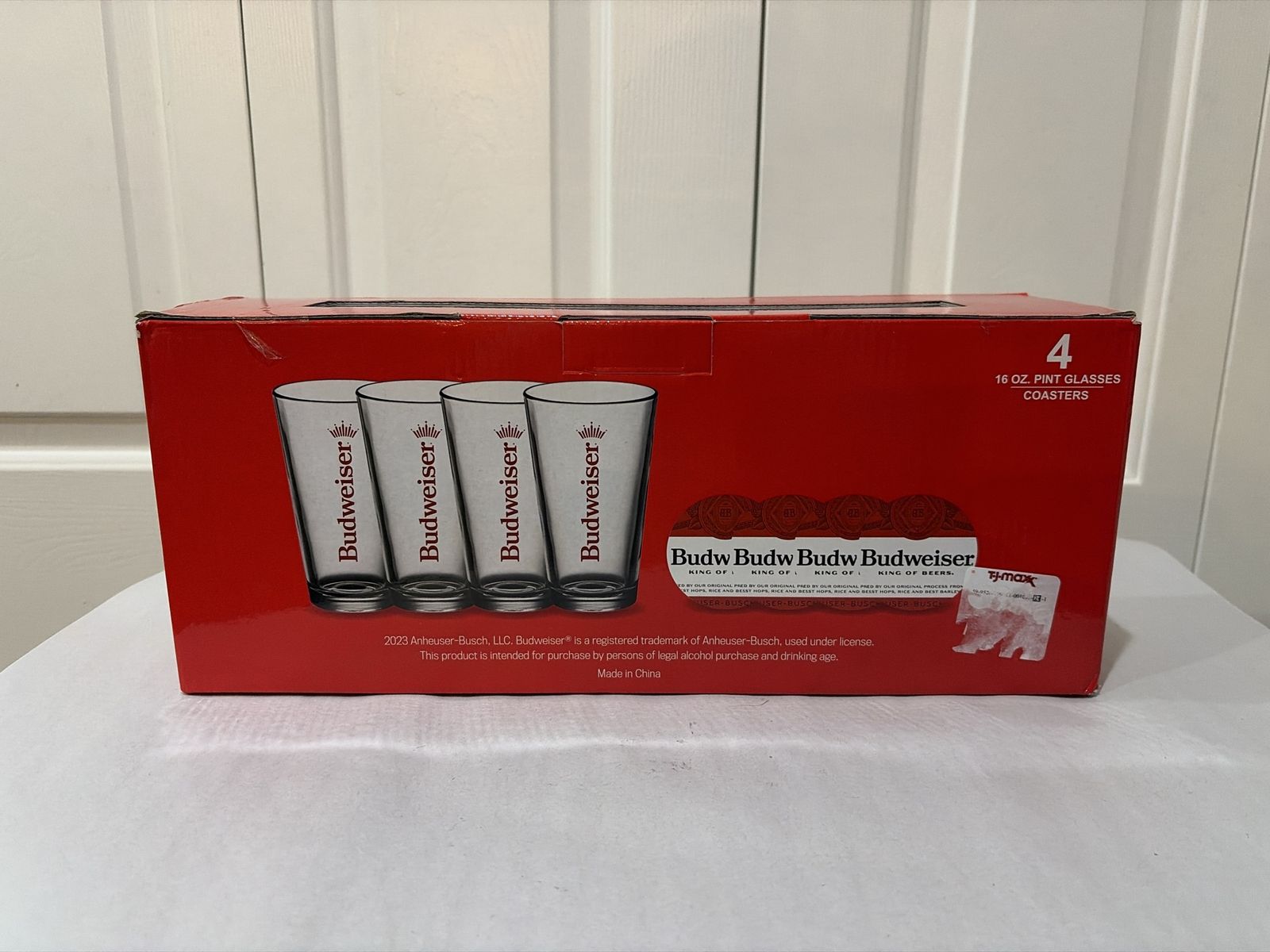 Budweiser 4-Piece 16 oz Pint Glass and Coaster Set New in Box