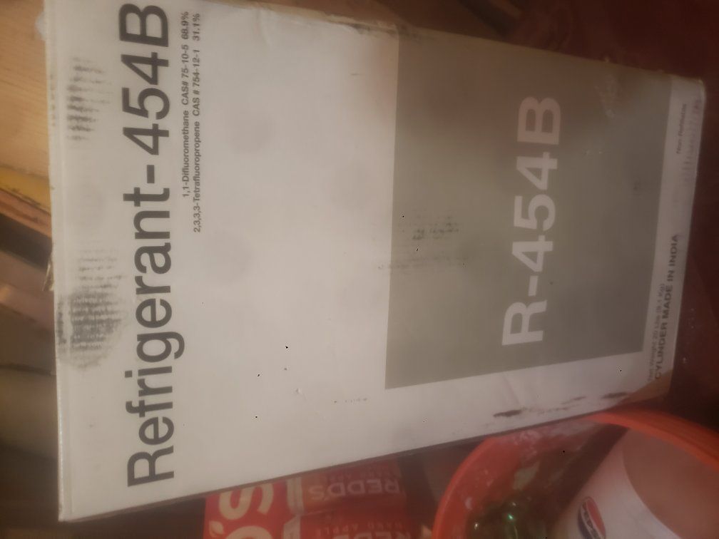454B Refrigerant new with seal