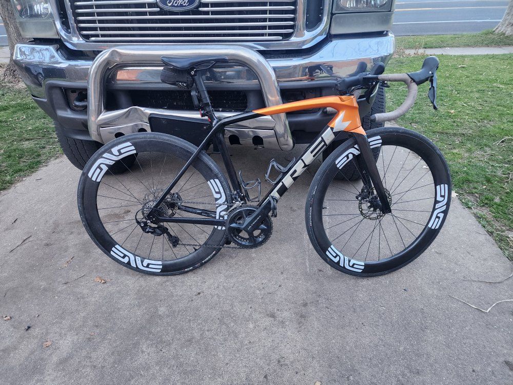 2022 Trek Émonda SLR 54cm – ENVE Wheels & Upgrades