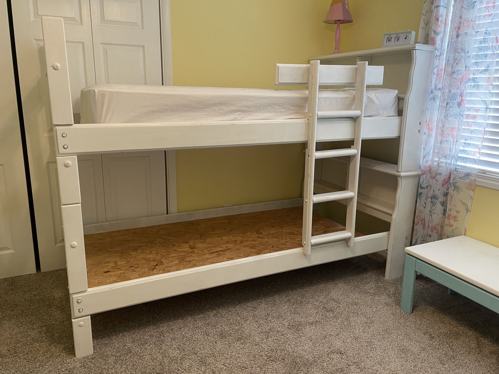 Sturdy White Bunkbeds