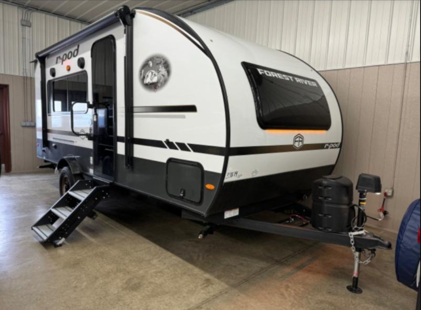 2025 R Pod 192