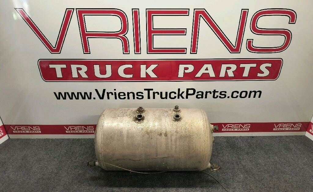 Mack Air Tank