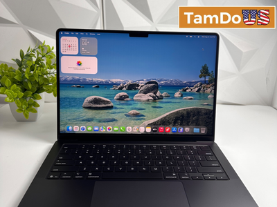 MacBook Pro (14-inch, Apple M5, 2025) 10-Core GPU, 32GB, 1TB SSD, Space Black