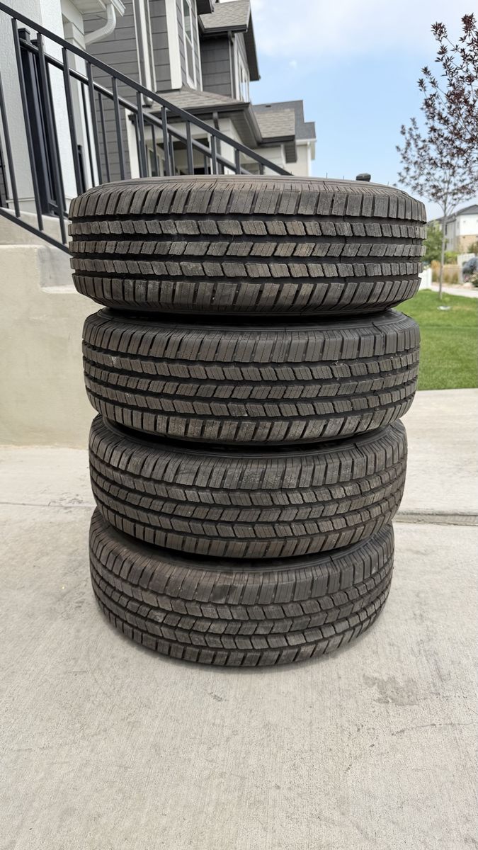 245/75R16 Michelin Agilis Load E Brand new
