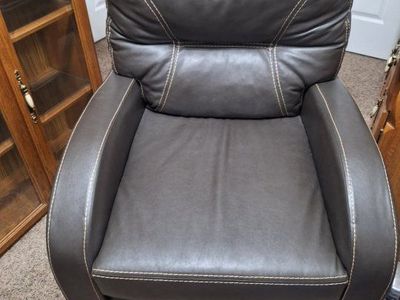 swilvel rocking chairs