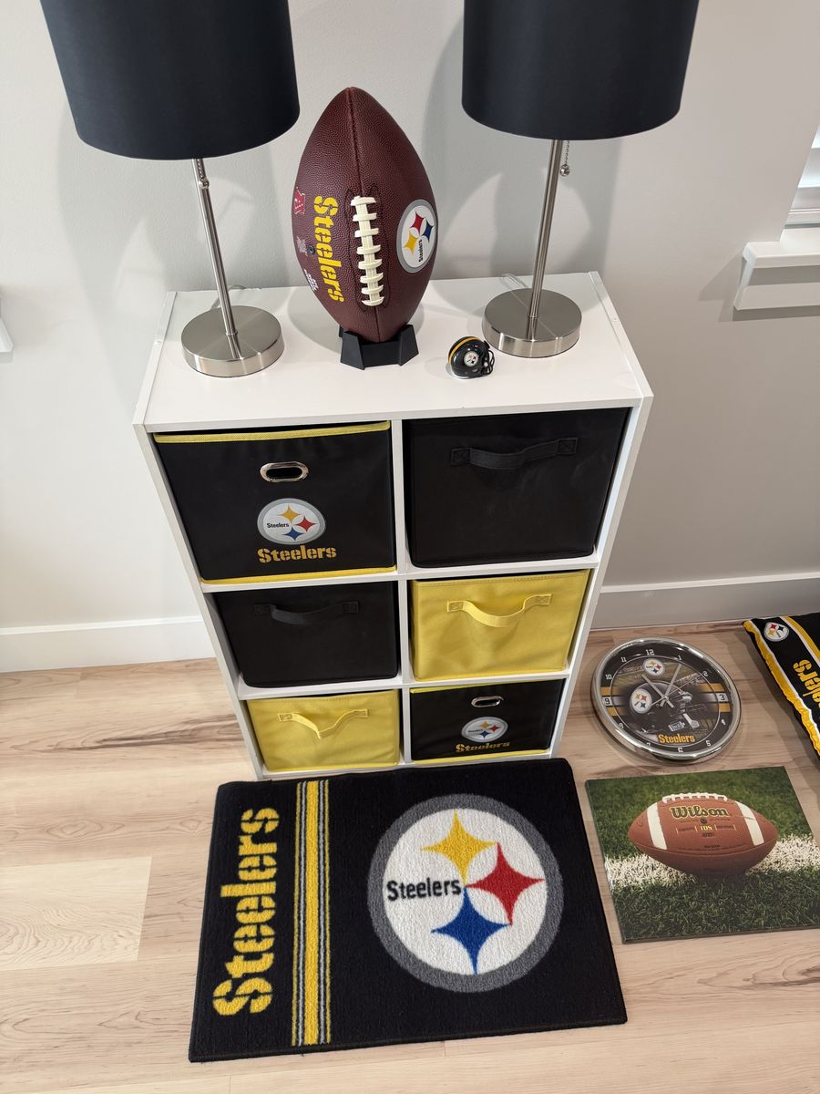 Football bedroom accessories! Steelers and more!