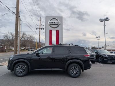 2026 Nissan Pathfinder SV