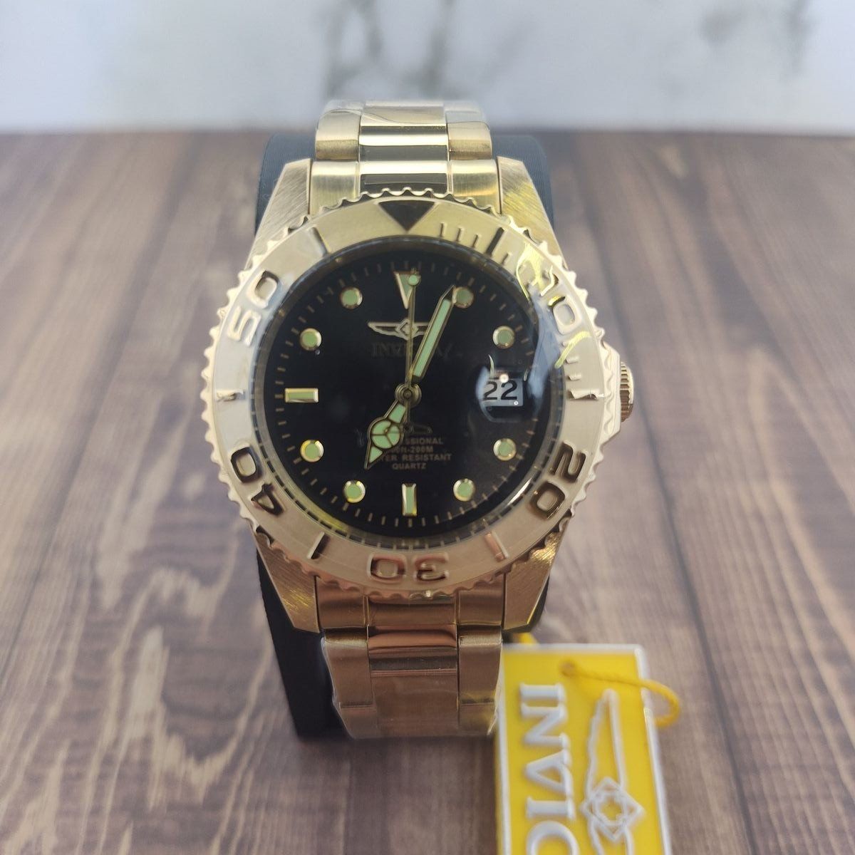 Invicta Pro Diver Men's Watch - 37.5mm. Gold (29939)