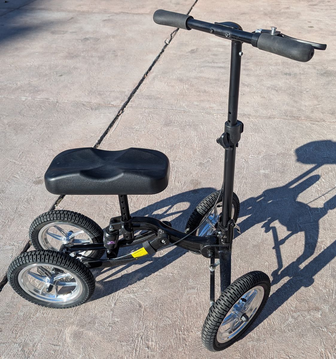 Knee and Leg Roller with Pneumatic Tires