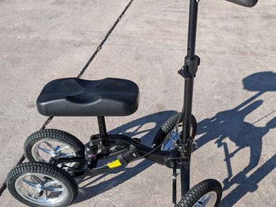 Knee and Leg Roller with Pneumatic Tires