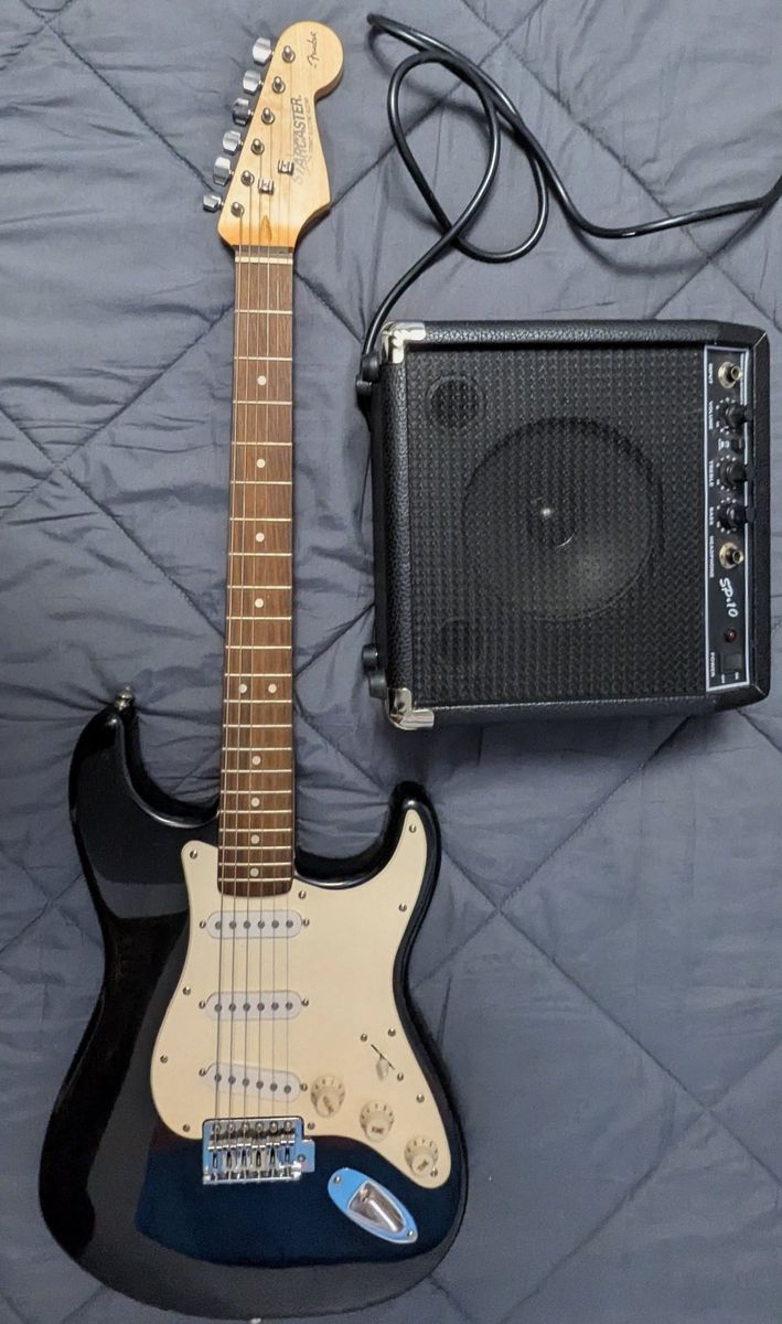 Fender Squier Stratocaster Electric Guitar with SP-10 Amp - Black, Beginner Bundle