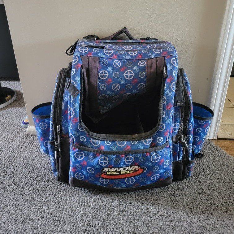 INNOVA Disc Golf Backpack Bag, expandable pockets, water bottle holders