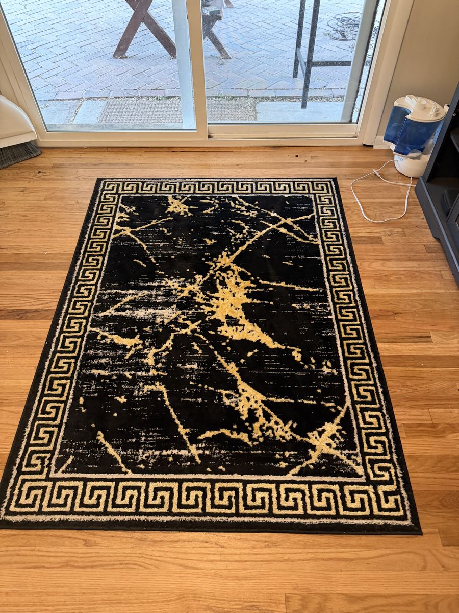 Black & Gold Abstract Area Rug with Greek Key Border - 3x5 ft