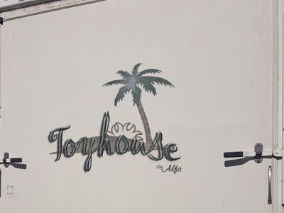 Alfa Toyhouse 5th Wheel Toy Hauler Travel Trailer - Spacious & Ready for Adventure
