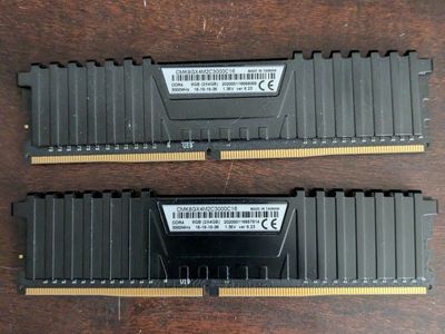 AMD Ryzen 5 1600X CPU & Corsair Vengeance LPX 16GB (2x4GB) DDR4 3000MHz RAM Kit