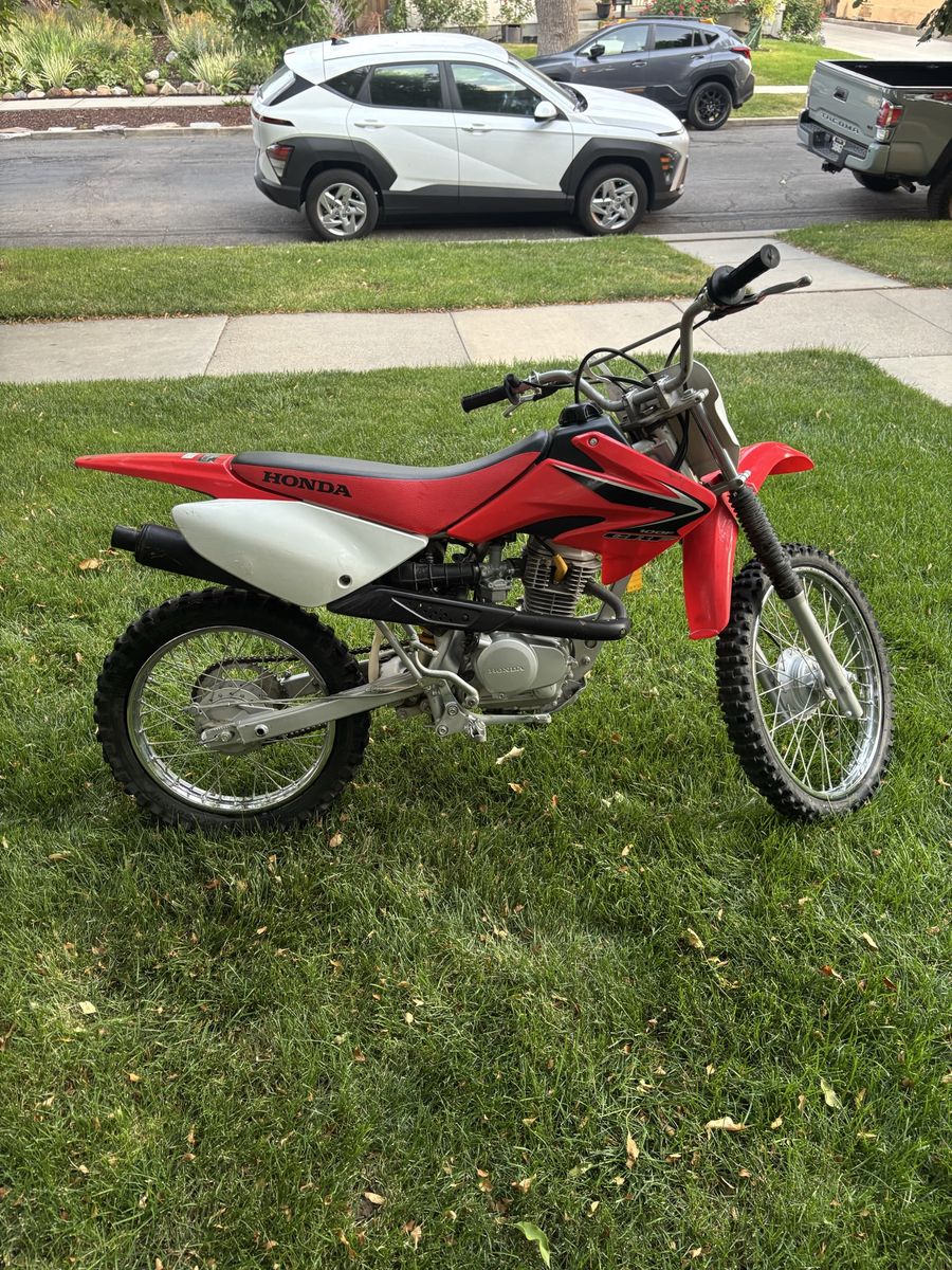 Honda CRF 100 Dirt Bike