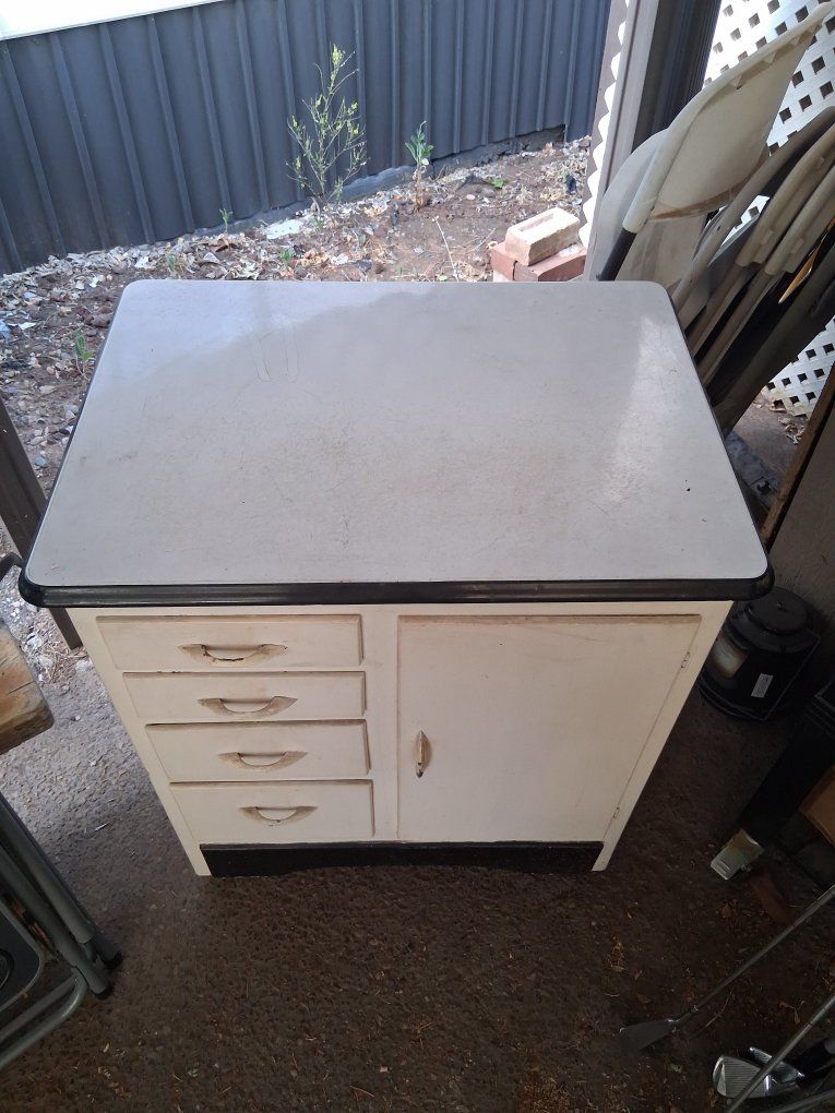 Main image 2