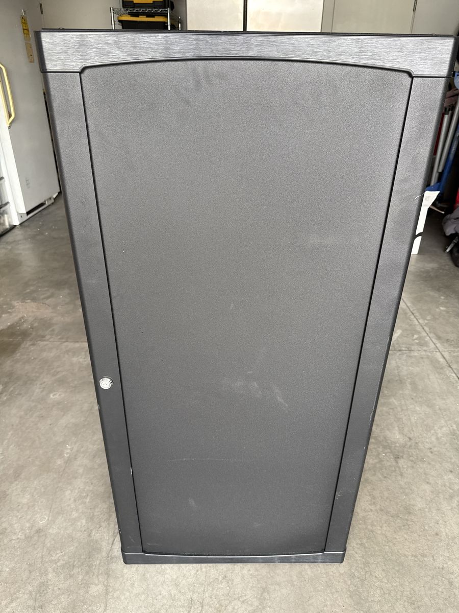 Chatsworth Network Cabinet
