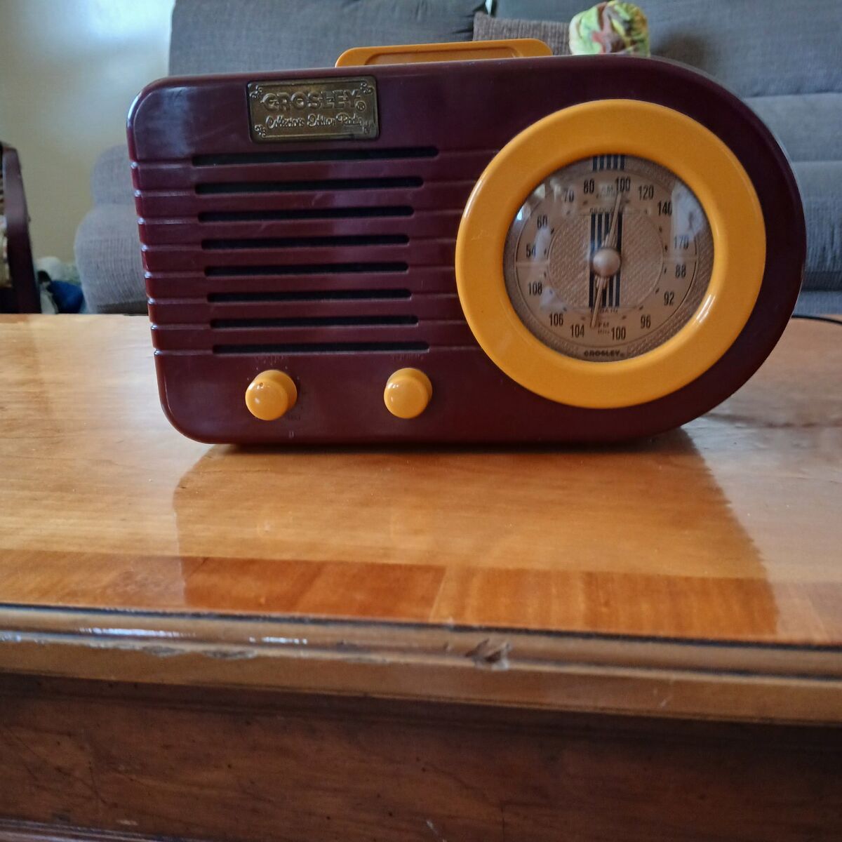 Crosley radio