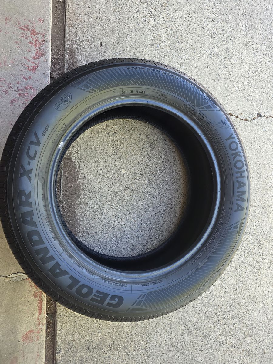 Yokohama Geolander XCV 265/55 R20