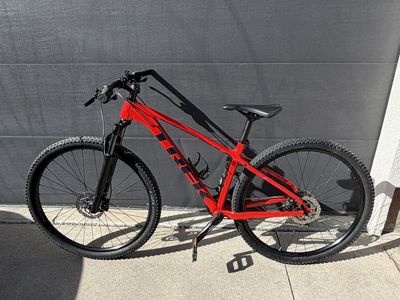 TREK XCALIBER 7