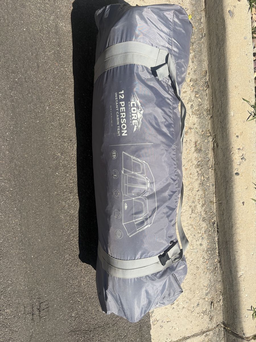 Core equipment 12-person instant cabin tent 