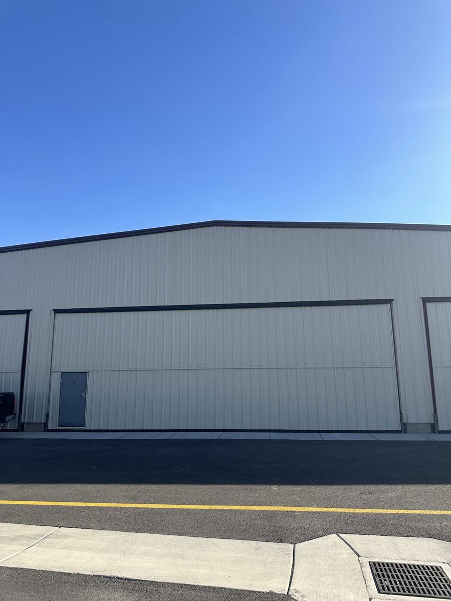 Airplane Hangar 42x36 KSPK