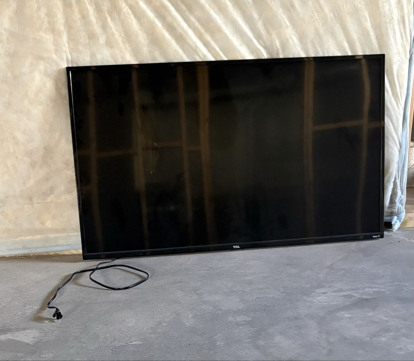 TCL Roku TV 49-inch Smart LED TV - used