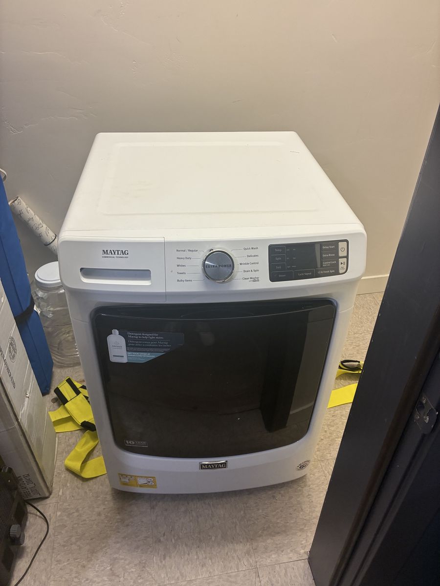 Maytag Front Load Washer & Dryer Set (Commercial Technology / Extra Power) – Works Great!