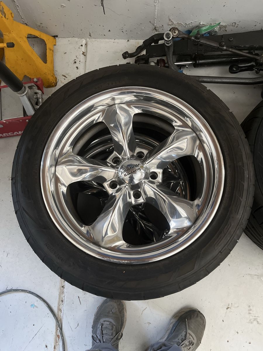 Nitto 245/45ZR17 tires