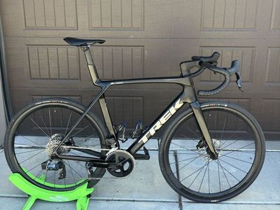 2025 Trek Madone SL 6 Gen 7 58cm/L -SRAM Rival AXS with Power Meter