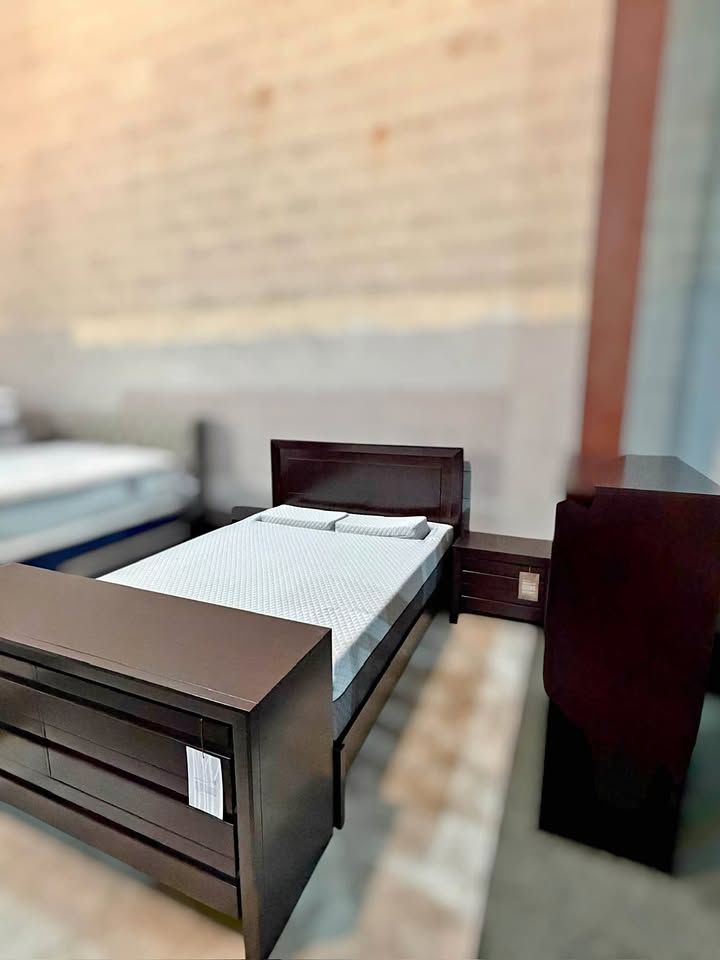 Queen Mattress " The SONU Sleep System Plush " - Brand New