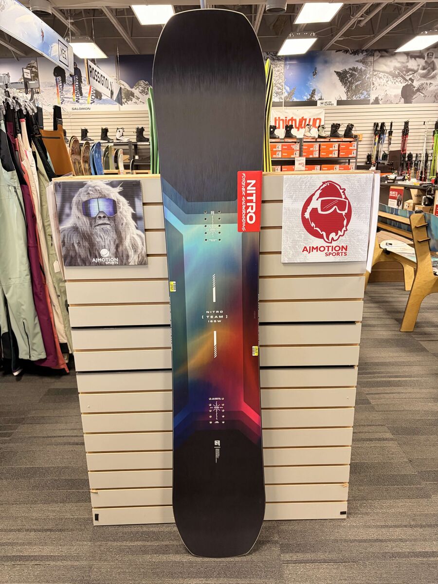 Nitro Team 165cm Snowboard - Lightly Used