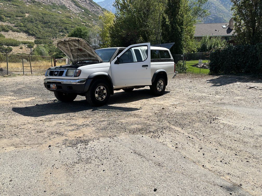 1999 NISSAN FRONTIER XE-V6