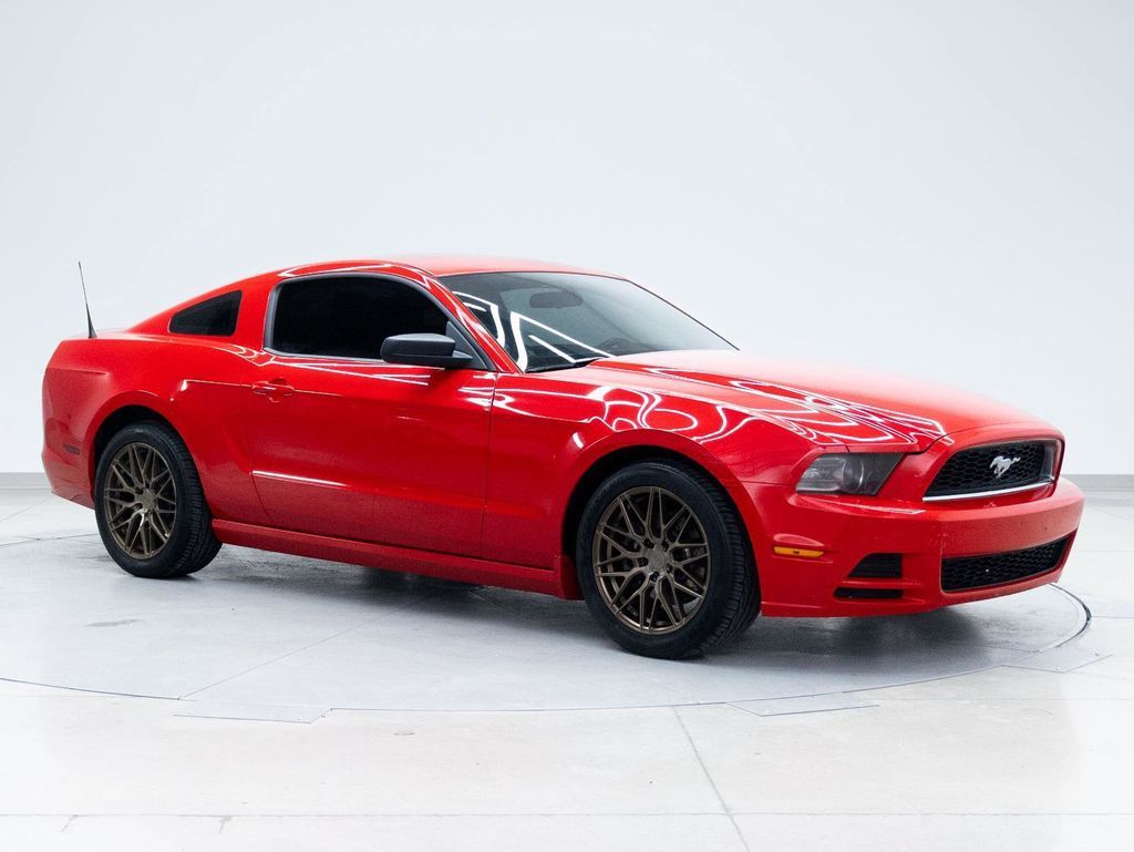 2014 FORD MUSTANG V6