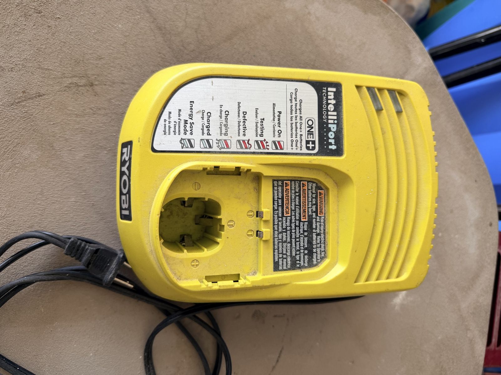 Ryobi P114 IntelliPort ONE+ 18V Li-Ion Ni-Cd Ni-Mh Battery Charger (Class 2)