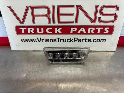 KENWORTH P54-1283-500 LAMP-MARKER LED SLPR CLR