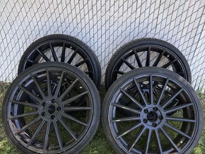 Black 22-inch 5x112 Audi wheels with new Tires - Great Condition
