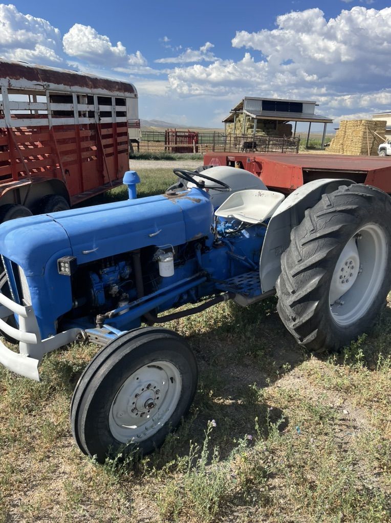 Fordson Dexta