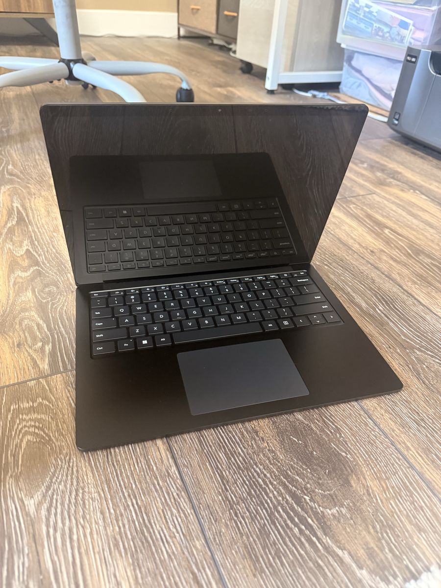 Microsoft Surface Laptop 4 — i7 / 32GB / 1TB — Matte Black
