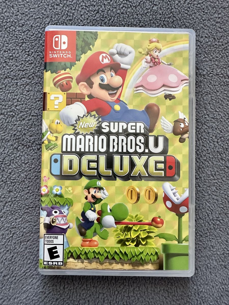 New Super Mario Bros. U Deluxe - Nintendo Switch (Game & Case)