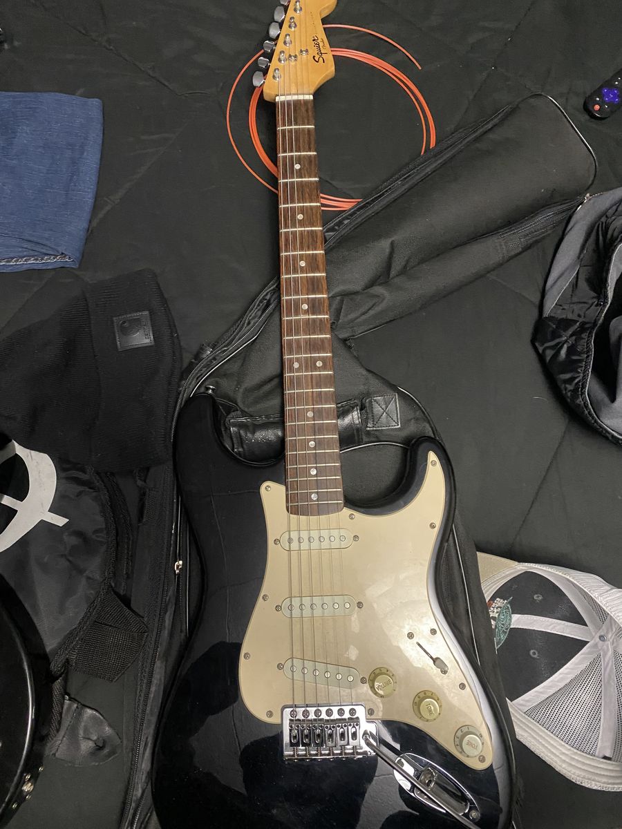 Squier Bullet Stratocaster 21 Fret Fingerboard